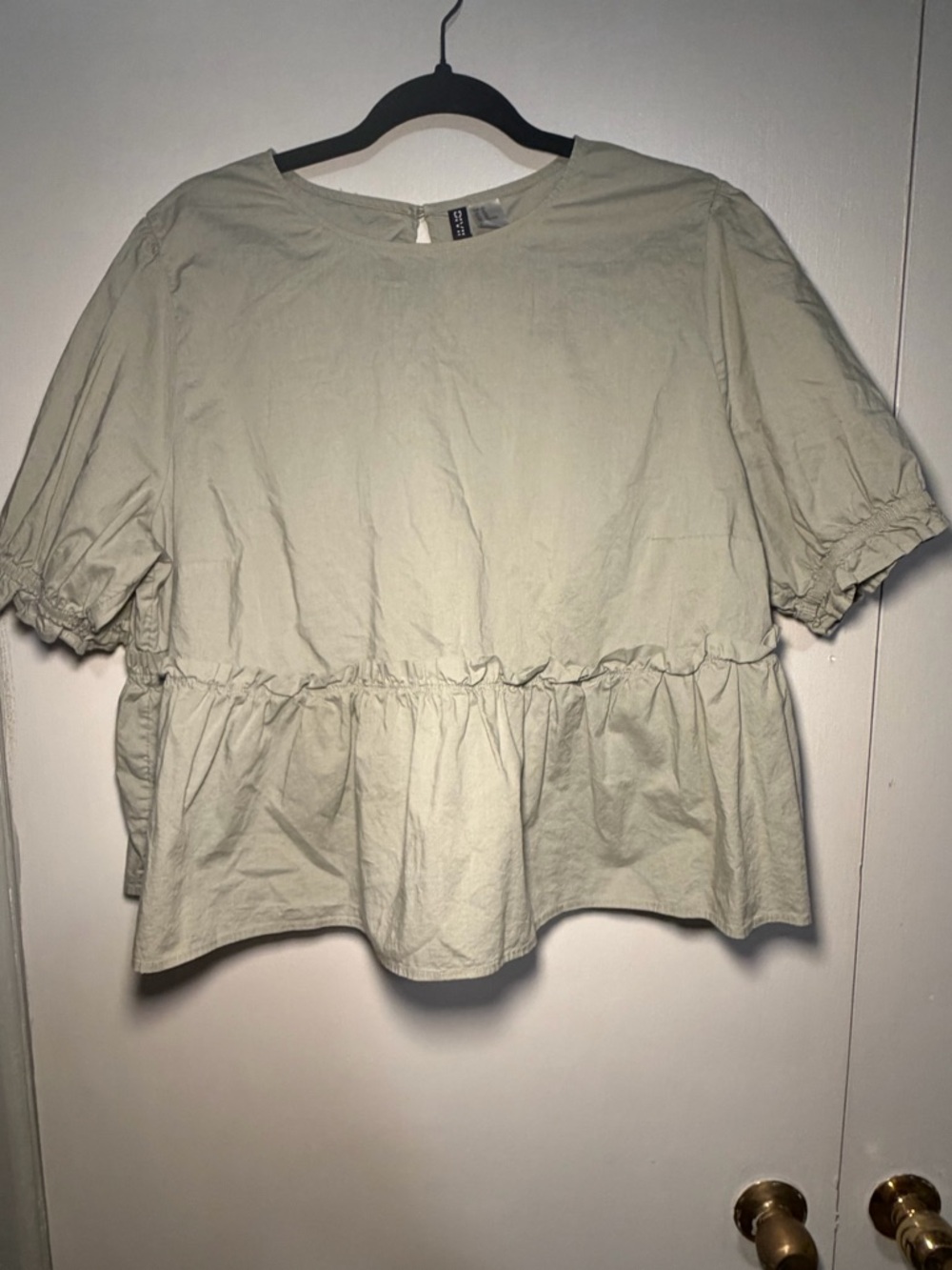 H&M Light Sage Short-Sleeve Peplum Blouse